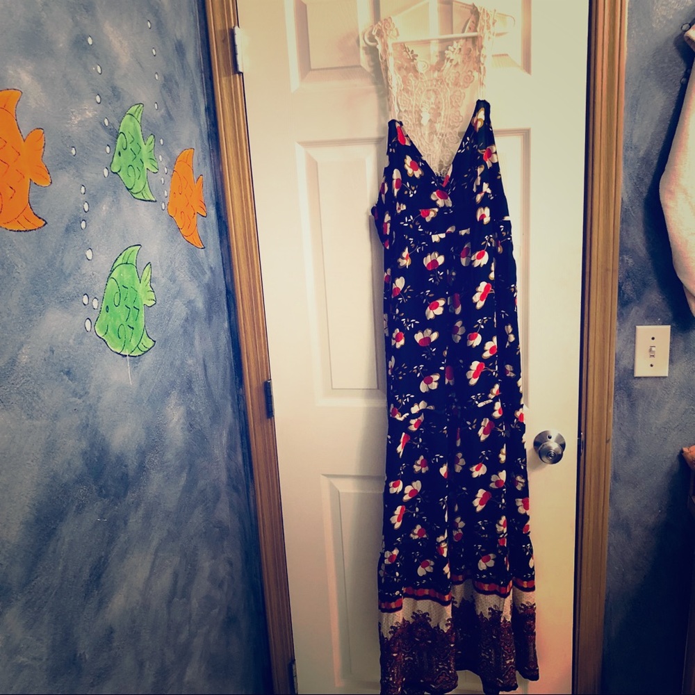 Women’s dress